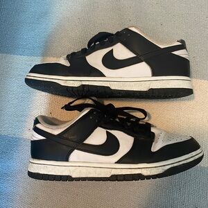 Womens Nike panda dunks